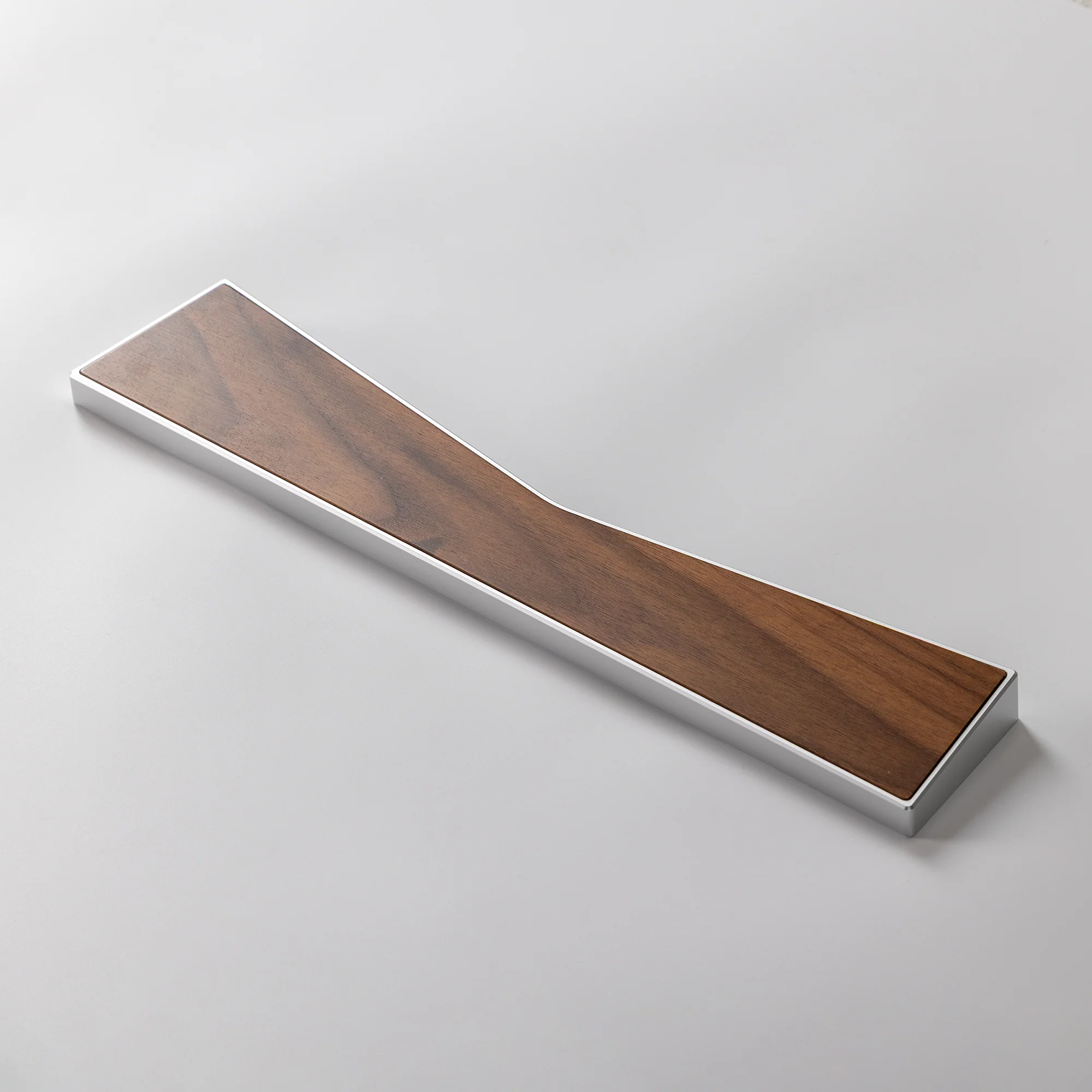 Boomerang Wrist Rest - Image 4