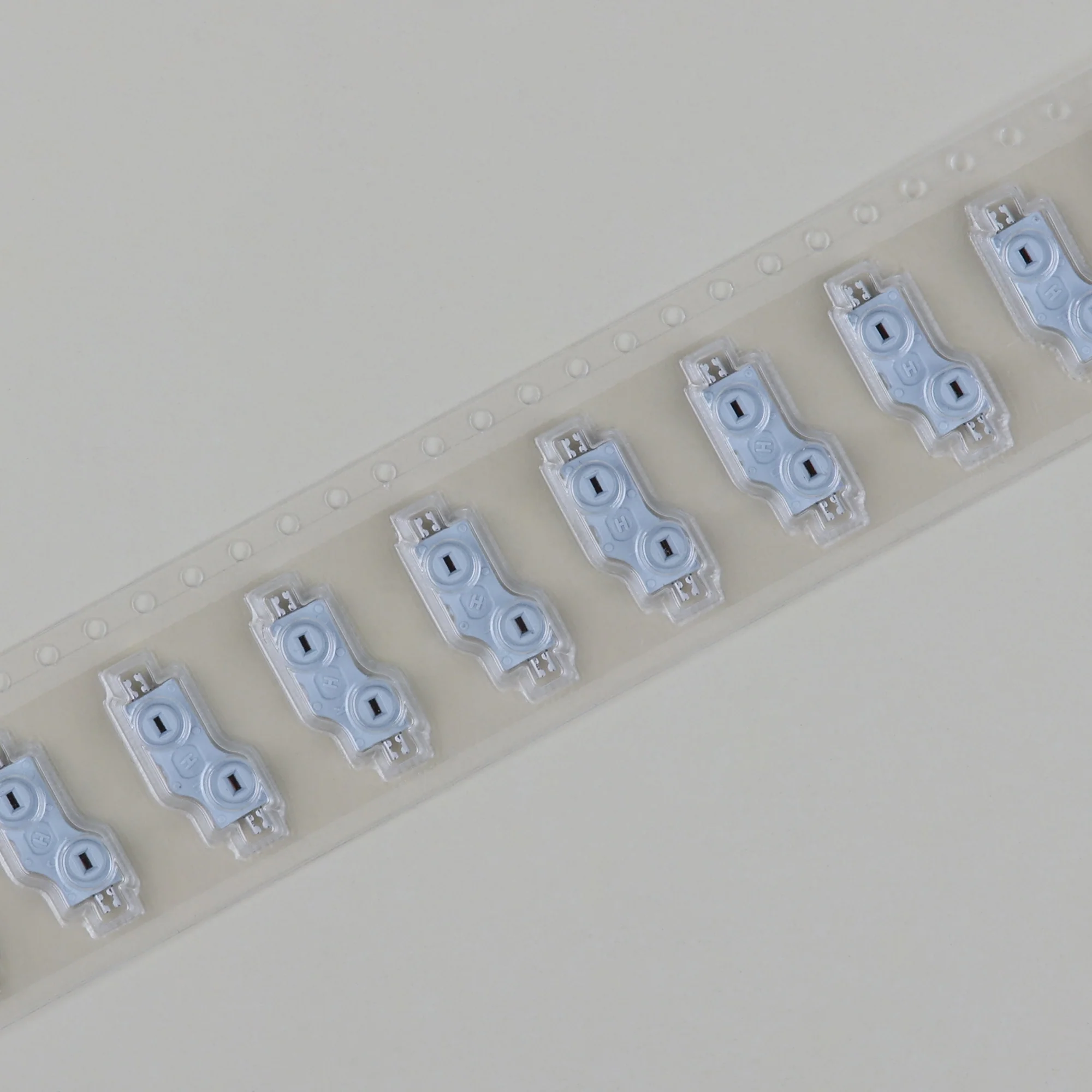 Gateron White Color Hot-swap PCB Socket - Image 8