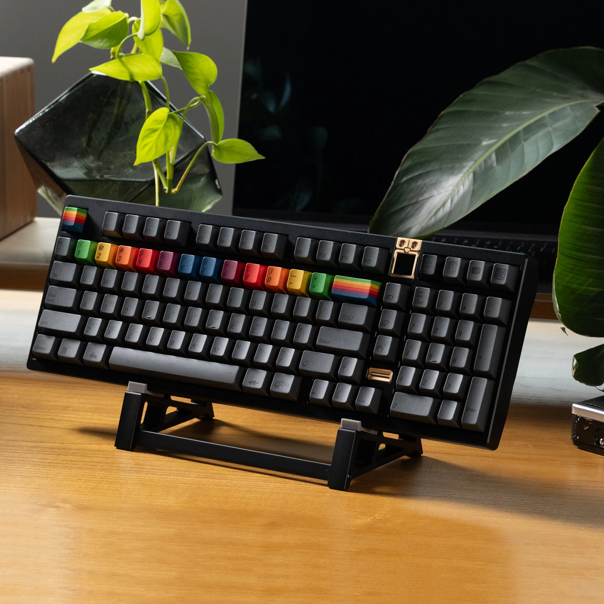 KBDfans Aluminum Keyboard Stand - Image 5