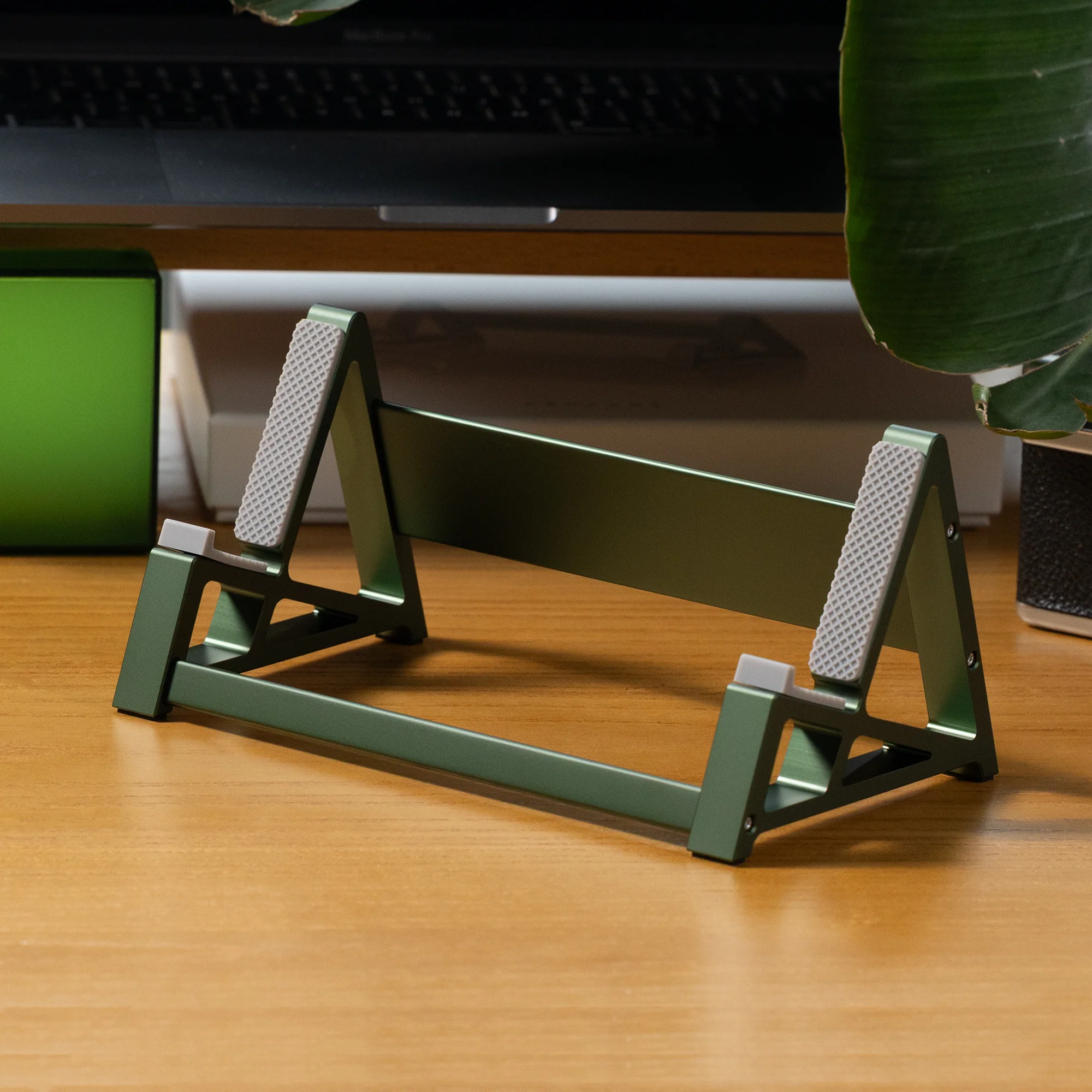 KBDfans Aluminum Keyboard Stand - Image 8