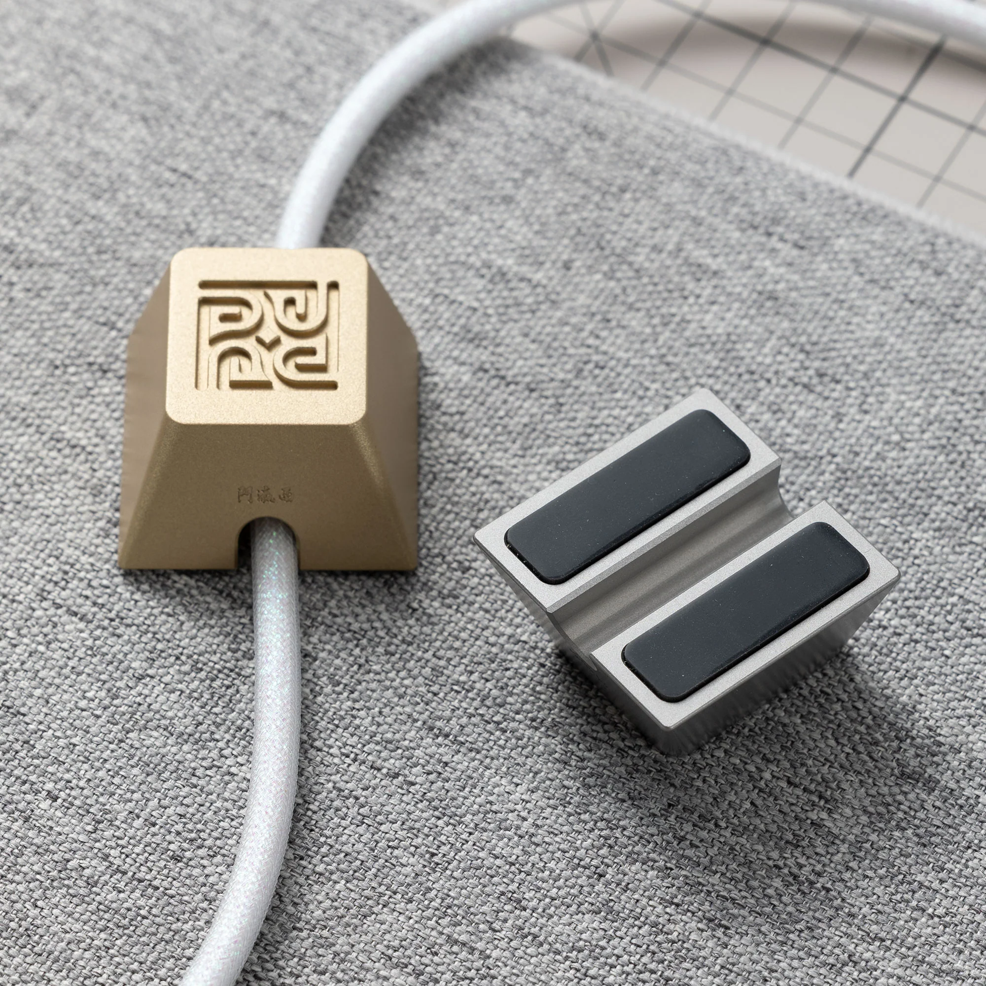 PBTfans Cable Clip - Image 4