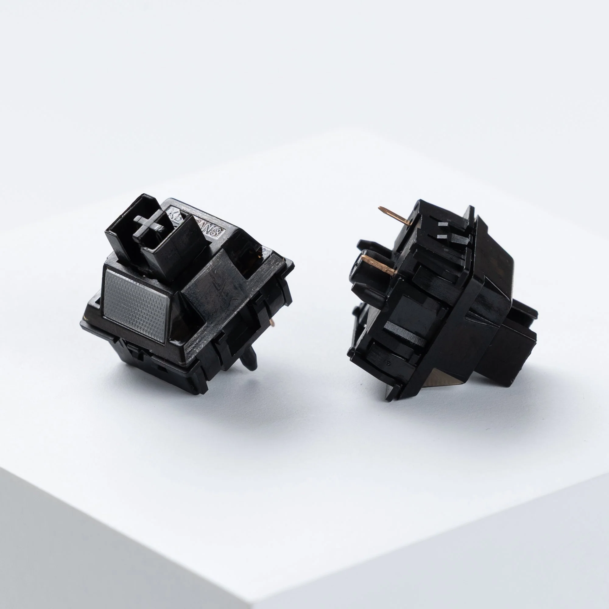 Switches x 90 - Image 27